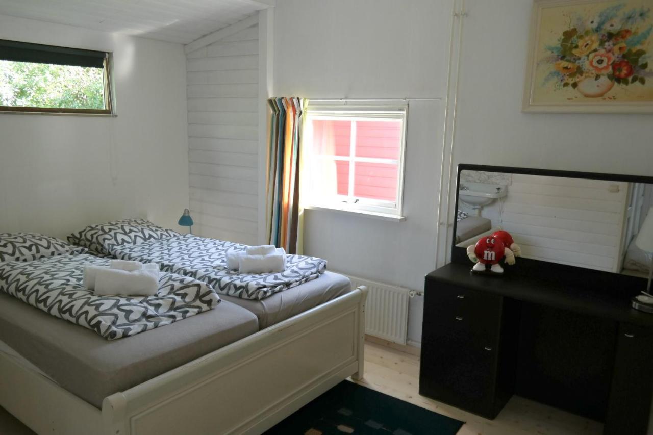 3 Pers Waterfront Swedish House W Sauna, Modern Kitchen And Private Terrace Anjum Dış mekan fotoğraf